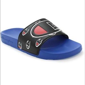 New Champion Sliders size 10